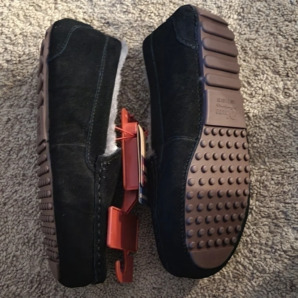 𝅺Dearfoams Kid's Fireside Indoor/Outdoor Shearling Moccasin | Size 5